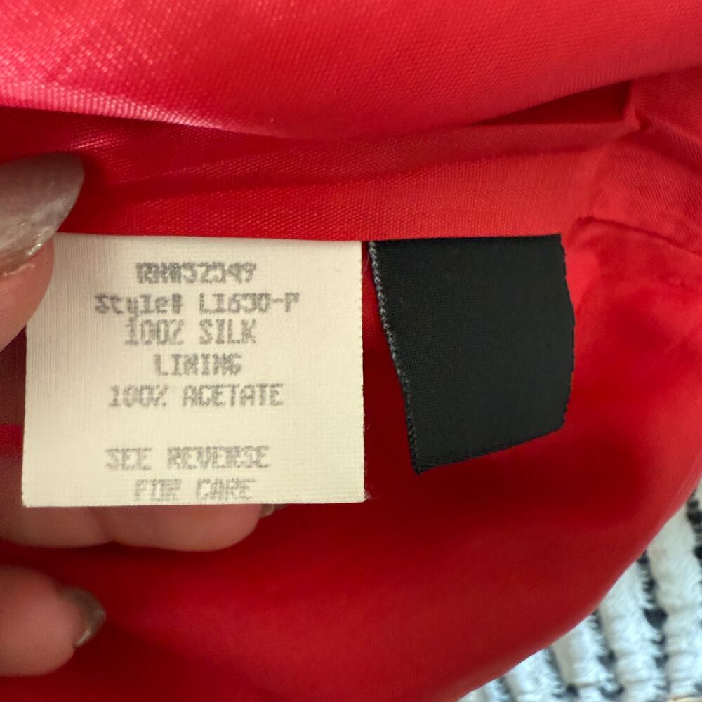 90s Vintage LAUNDRY  | Red Silk Embroidered Square Neck Cocktail Dress 8 Petite - Picture 10 of 10